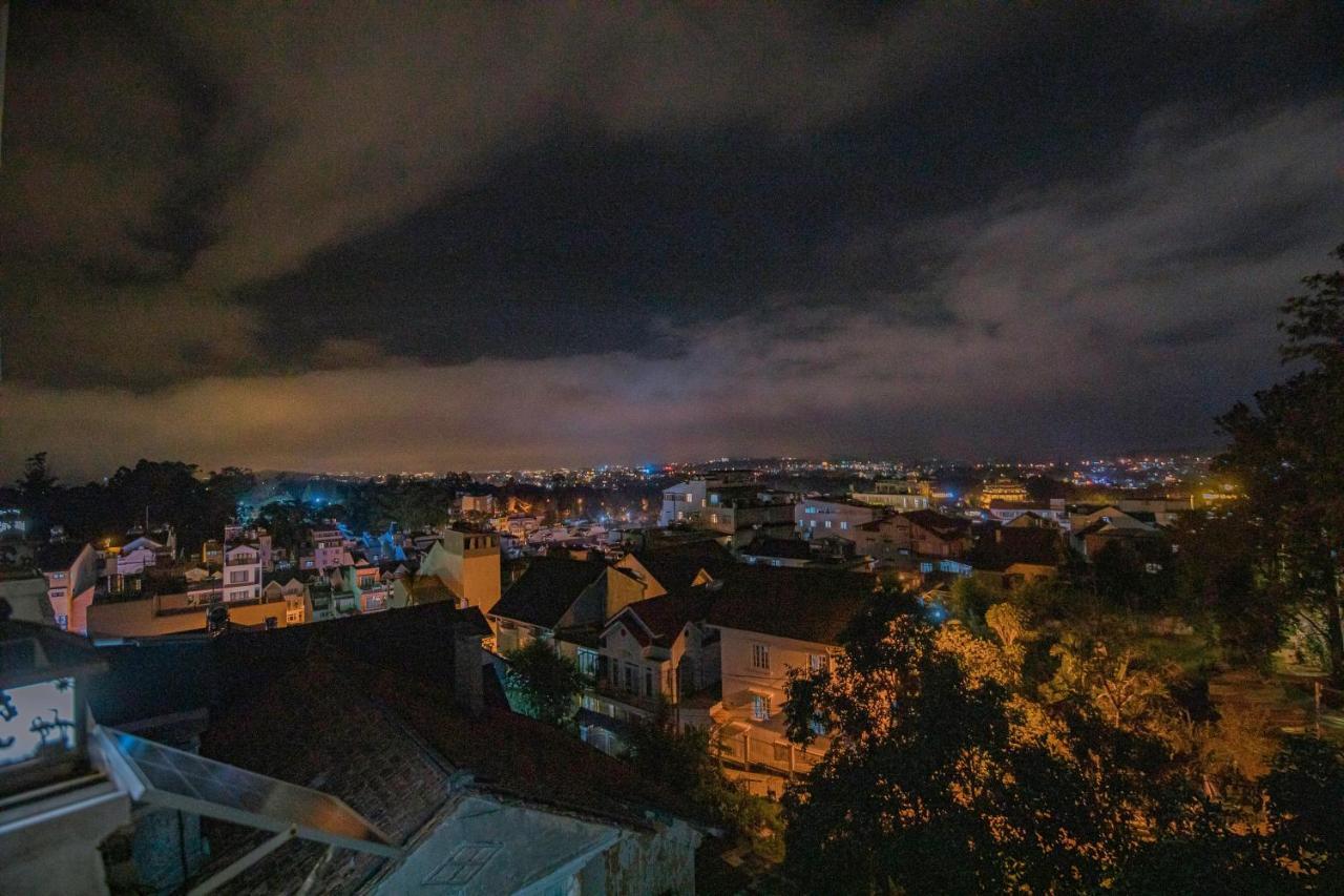 Be U Hotel City View Da Lat Esterno foto